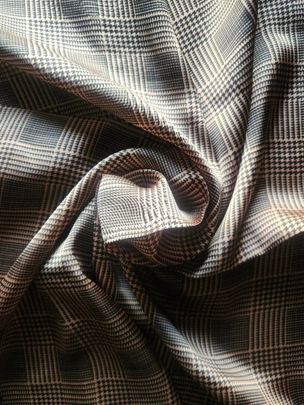 BLACK & Coffee HOUNDSTOOTH Poly-Silk 27” Square SCARF by ORNAMENTS